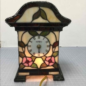 𝅺authentic Dale Tiffany Table Lamp Clock